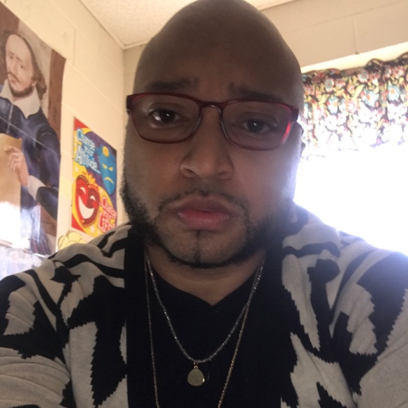 Meet your Posher, Ronald! - Picture 2 of 4